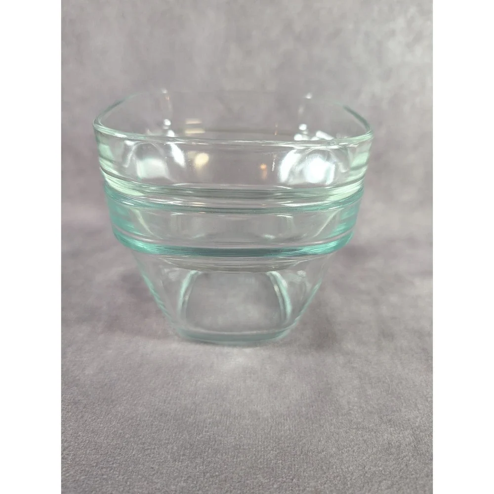 Rubbermaid Glass Set of 1.5  & 1.0 Cup Food Storage Containers Bowls w/ one Lid